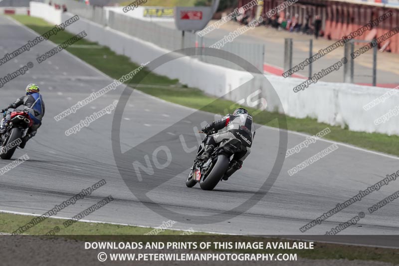 cadwell no limits trackday;cadwell park;cadwell park photographs;cadwell trackday photographs;catalunya barcelona;enduro digital images;event digital images;eventdigitalimages;no limits trackdays;peter wileman photography;racing digital images;trackday digital images;trackday photos