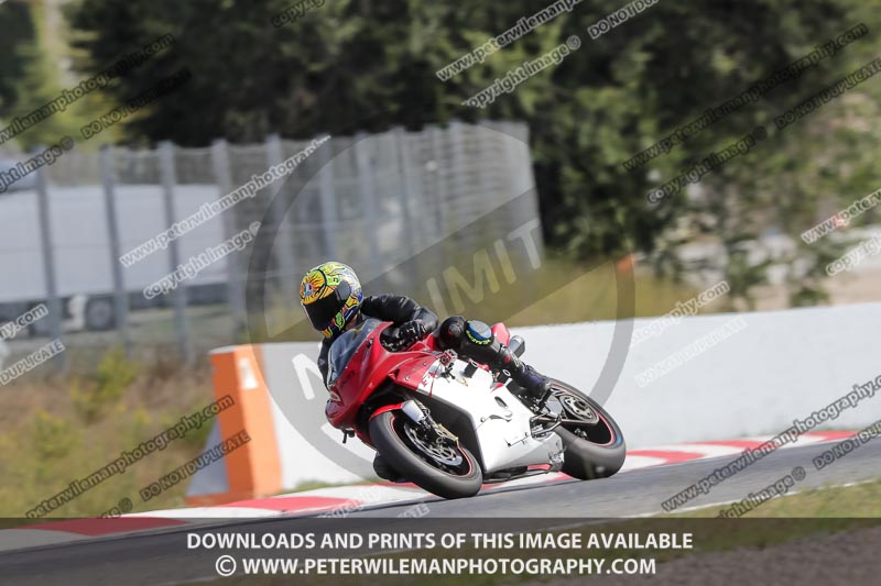 cadwell no limits trackday;cadwell park;cadwell park photographs;cadwell trackday photographs;catalunya barcelona;enduro digital images;event digital images;eventdigitalimages;no limits trackdays;peter wileman photography;racing digital images;trackday digital images;trackday photos