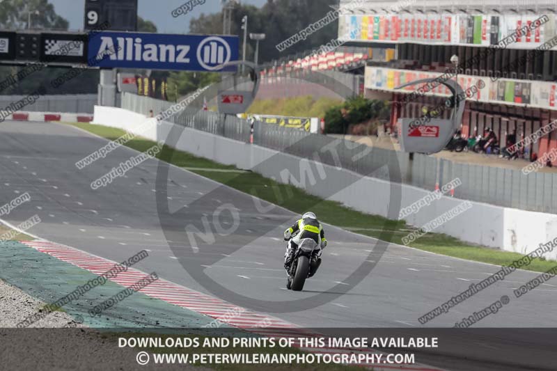 cadwell no limits trackday;cadwell park;cadwell park photographs;cadwell trackday photographs;catalunya barcelona;enduro digital images;event digital images;eventdigitalimages;no limits trackdays;peter wileman photography;racing digital images;trackday digital images;trackday photos