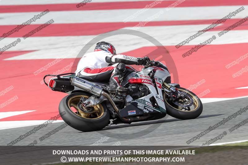 cadwell no limits trackday;cadwell park;cadwell park photographs;cadwell trackday photographs;catalunya barcelona;enduro digital images;event digital images;eventdigitalimages;no limits trackdays;peter wileman photography;racing digital images;trackday digital images;trackday photos