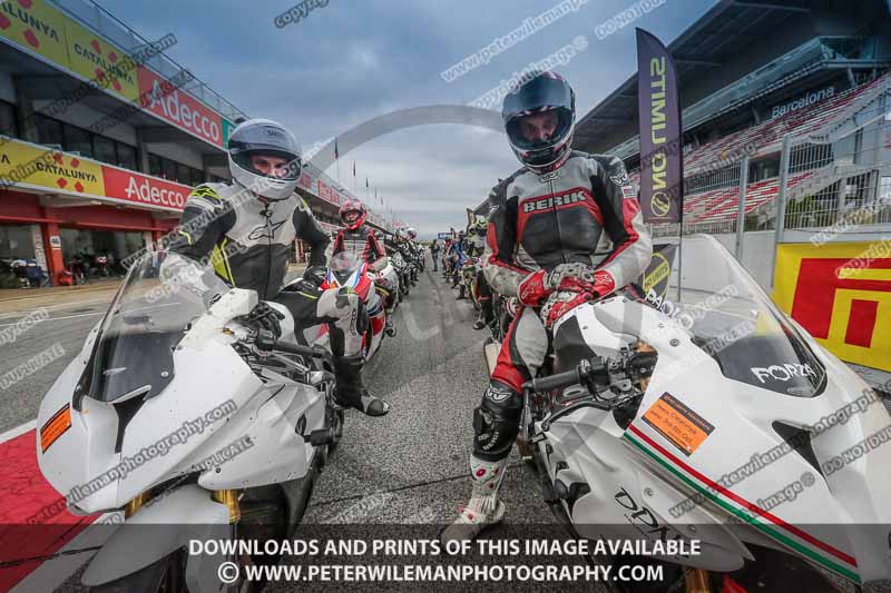 cadwell no limits trackday;cadwell park;cadwell park photographs;cadwell trackday photographs;catalunya barcelona;enduro digital images;event digital images;eventdigitalimages;no limits trackdays;peter wileman photography;racing digital images;trackday digital images;trackday photos