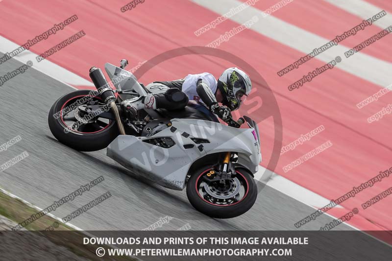 cadwell no limits trackday;cadwell park;cadwell park photographs;cadwell trackday photographs;catalunya barcelona;enduro digital images;event digital images;eventdigitalimages;no limits trackdays;peter wileman photography;racing digital images;trackday digital images;trackday photos