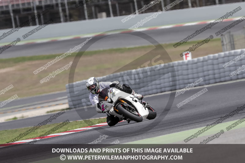 cadwell no limits trackday;cadwell park;cadwell park photographs;cadwell trackday photographs;catalunya barcelona;enduro digital images;event digital images;eventdigitalimages;no limits trackdays;peter wileman photography;racing digital images;trackday digital images;trackday photos