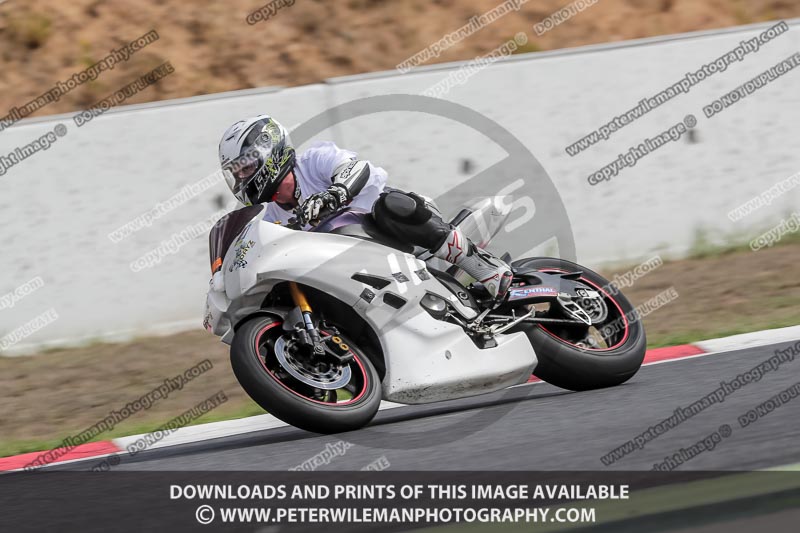 cadwell no limits trackday;cadwell park;cadwell park photographs;cadwell trackday photographs;catalunya barcelona;enduro digital images;event digital images;eventdigitalimages;no limits trackdays;peter wileman photography;racing digital images;trackday digital images;trackday photos