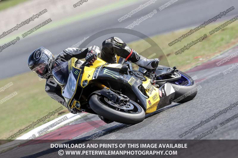 cadwell no limits trackday;cadwell park;cadwell park photographs;cadwell trackday photographs;catalunya barcelona;enduro digital images;event digital images;eventdigitalimages;no limits trackdays;peter wileman photography;racing digital images;trackday digital images;trackday photos