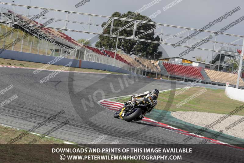 cadwell no limits trackday;cadwell park;cadwell park photographs;cadwell trackday photographs;catalunya barcelona;enduro digital images;event digital images;eventdigitalimages;no limits trackdays;peter wileman photography;racing digital images;trackday digital images;trackday photos