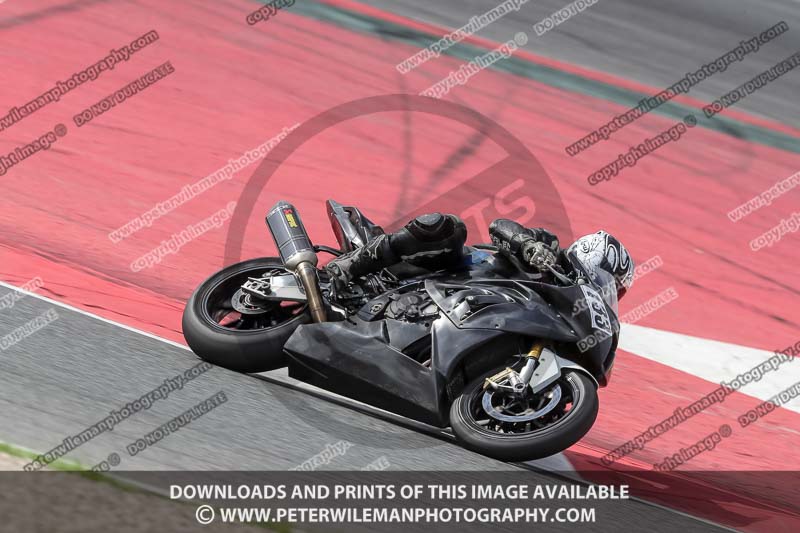 cadwell no limits trackday;cadwell park;cadwell park photographs;cadwell trackday photographs;catalunya barcelona;enduro digital images;event digital images;eventdigitalimages;no limits trackdays;peter wileman photography;racing digital images;trackday digital images;trackday photos