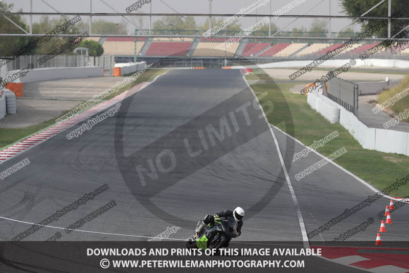 cadwell no limits trackday;cadwell park;cadwell park photographs;cadwell trackday photographs;catalunya barcelona;enduro digital images;event digital images;eventdigitalimages;no limits trackdays;peter wileman photography;racing digital images;trackday digital images;trackday photos