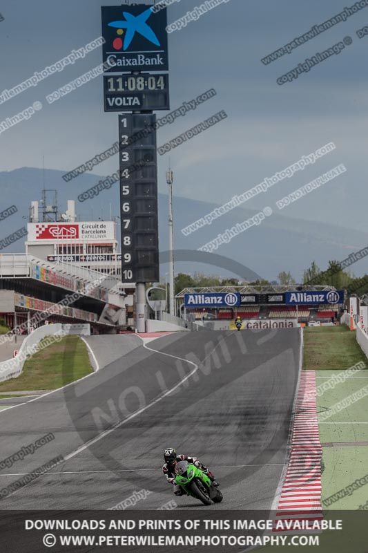 cadwell no limits trackday;cadwell park;cadwell park photographs;cadwell trackday photographs;catalunya barcelona;enduro digital images;event digital images;eventdigitalimages;no limits trackdays;peter wileman photography;racing digital images;trackday digital images;trackday photos