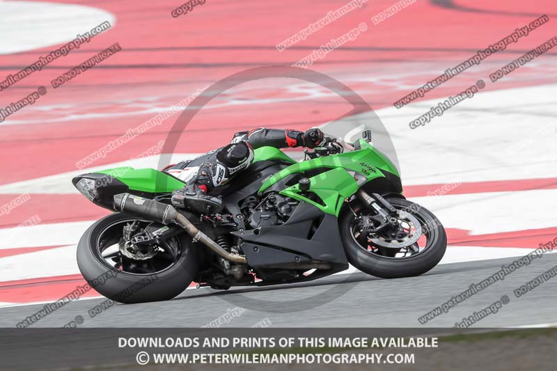 cadwell no limits trackday;cadwell park;cadwell park photographs;cadwell trackday photographs;catalunya barcelona;enduro digital images;event digital images;eventdigitalimages;no limits trackdays;peter wileman photography;racing digital images;trackday digital images;trackday photos