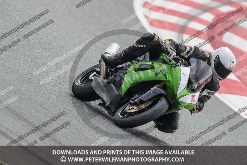 cadwell no limits trackday;cadwell park;cadwell park photographs;cadwell trackday photographs;catalunya barcelona;enduro digital images;event digital images;eventdigitalimages;no limits trackdays;peter wileman photography;racing digital images;trackday digital images;trackday photos