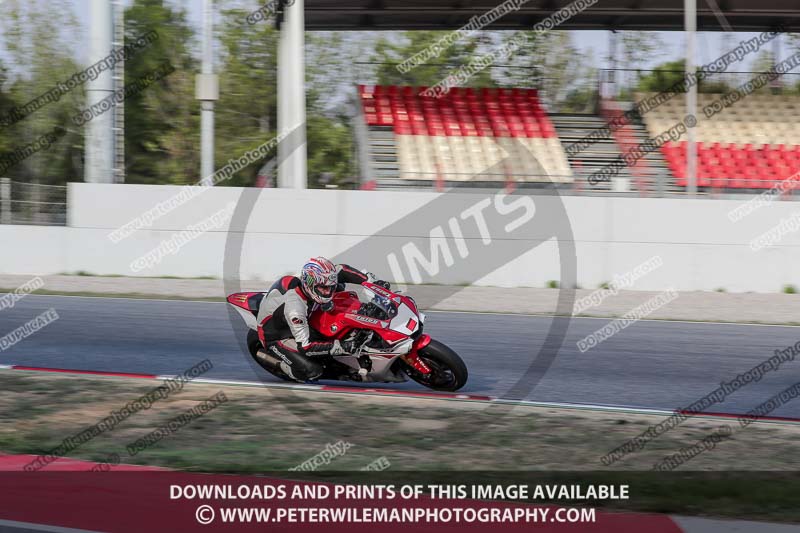cadwell no limits trackday;cadwell park;cadwell park photographs;cadwell trackday photographs;catalunya barcelona;enduro digital images;event digital images;eventdigitalimages;no limits trackdays;peter wileman photography;racing digital images;trackday digital images;trackday photos