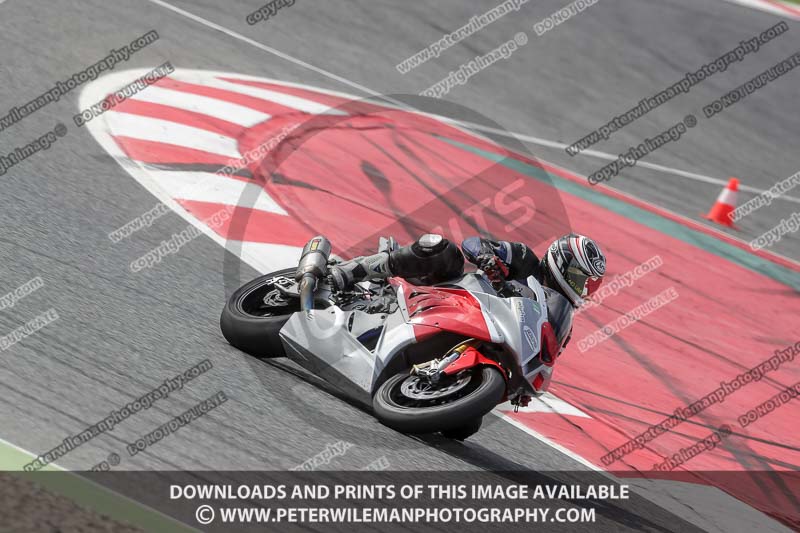 cadwell no limits trackday;cadwell park;cadwell park photographs;cadwell trackday photographs;catalunya barcelona;enduro digital images;event digital images;eventdigitalimages;no limits trackdays;peter wileman photography;racing digital images;trackday digital images;trackday photos