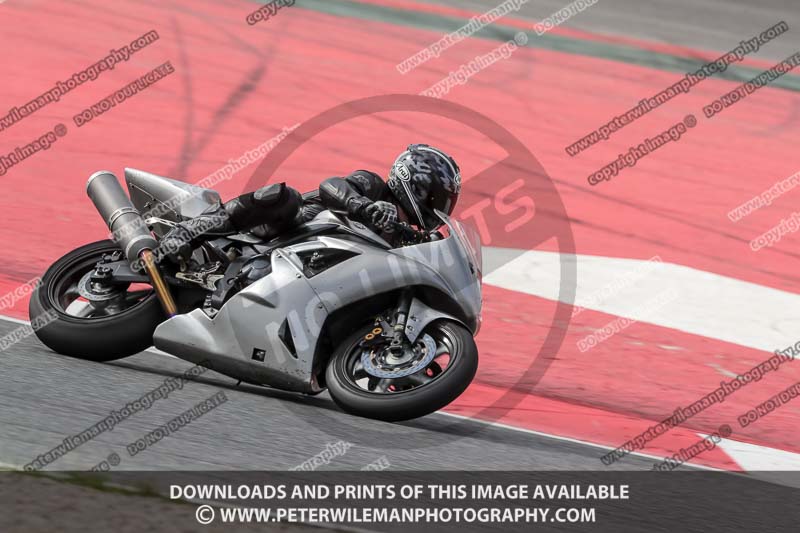 cadwell no limits trackday;cadwell park;cadwell park photographs;cadwell trackday photographs;catalunya barcelona;enduro digital images;event digital images;eventdigitalimages;no limits trackdays;peter wileman photography;racing digital images;trackday digital images;trackday photos