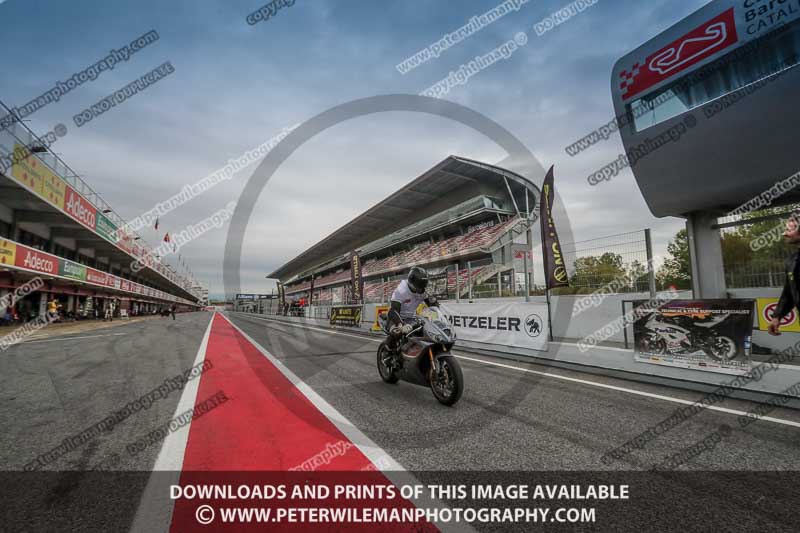 cadwell no limits trackday;cadwell park;cadwell park photographs;cadwell trackday photographs;catalunya barcelona;enduro digital images;event digital images;eventdigitalimages;no limits trackdays;peter wileman photography;racing digital images;trackday digital images;trackday photos