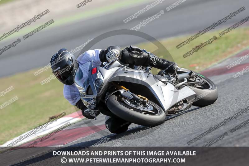 cadwell no limits trackday;cadwell park;cadwell park photographs;cadwell trackday photographs;catalunya barcelona;enduro digital images;event digital images;eventdigitalimages;no limits trackdays;peter wileman photography;racing digital images;trackday digital images;trackday photos