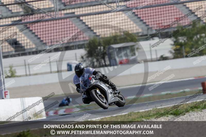 cadwell no limits trackday;cadwell park;cadwell park photographs;cadwell trackday photographs;catalunya barcelona;enduro digital images;event digital images;eventdigitalimages;no limits trackdays;peter wileman photography;racing digital images;trackday digital images;trackday photos