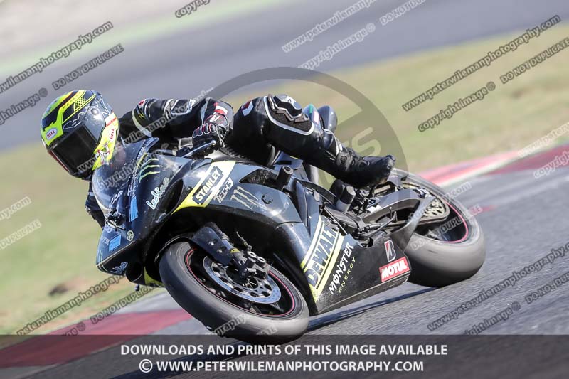 cadwell no limits trackday;cadwell park;cadwell park photographs;cadwell trackday photographs;catalunya barcelona;enduro digital images;event digital images;eventdigitalimages;no limits trackdays;peter wileman photography;racing digital images;trackday digital images;trackday photos