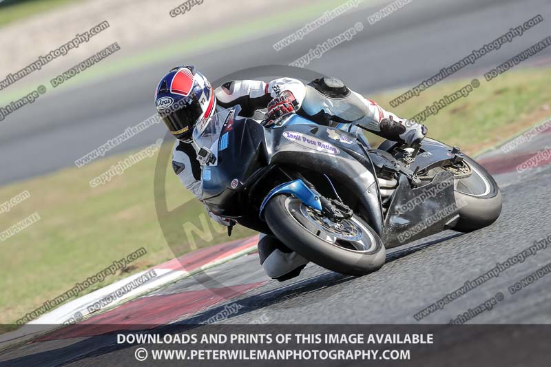 cadwell no limits trackday;cadwell park;cadwell park photographs;cadwell trackday photographs;catalunya barcelona;enduro digital images;event digital images;eventdigitalimages;no limits trackdays;peter wileman photography;racing digital images;trackday digital images;trackday photos