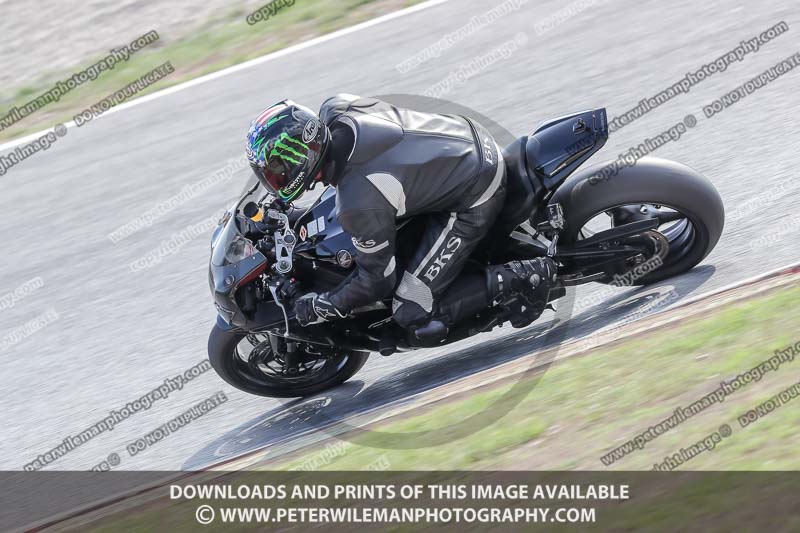 cadwell no limits trackday;cadwell park;cadwell park photographs;cadwell trackday photographs;catalunya barcelona;enduro digital images;event digital images;eventdigitalimages;no limits trackdays;peter wileman photography;racing digital images;trackday digital images;trackday photos