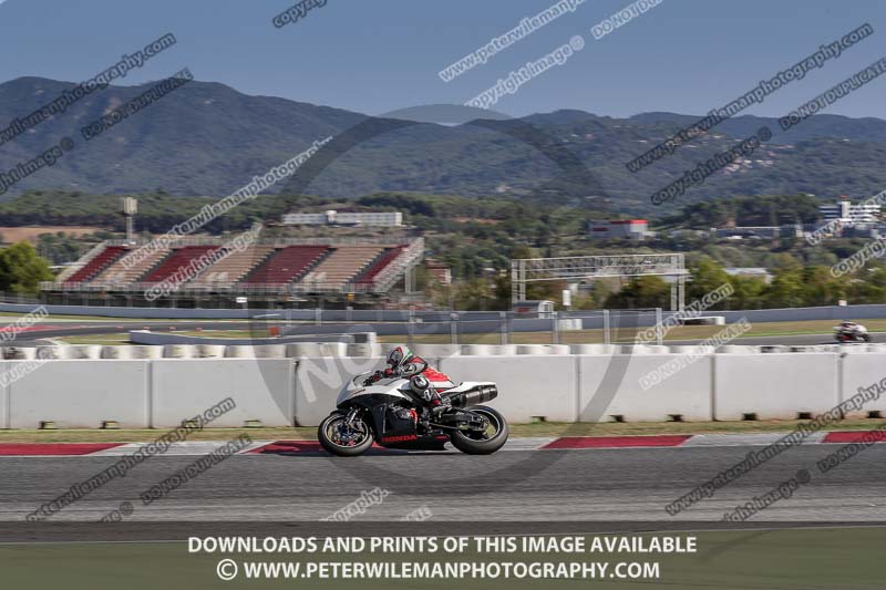 cadwell no limits trackday;cadwell park;cadwell park photographs;cadwell trackday photographs;catalunya barcelona;enduro digital images;event digital images;eventdigitalimages;no limits trackdays;peter wileman photography;racing digital images;trackday digital images;trackday photos