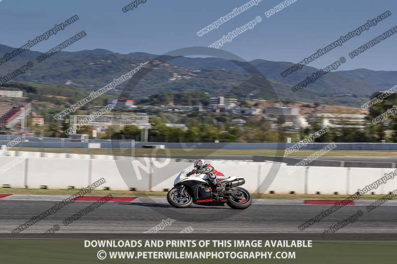 cadwell no limits trackday;cadwell park;cadwell park photographs;cadwell trackday photographs;catalunya barcelona;enduro digital images;event digital images;eventdigitalimages;no limits trackdays;peter wileman photography;racing digital images;trackday digital images;trackday photos