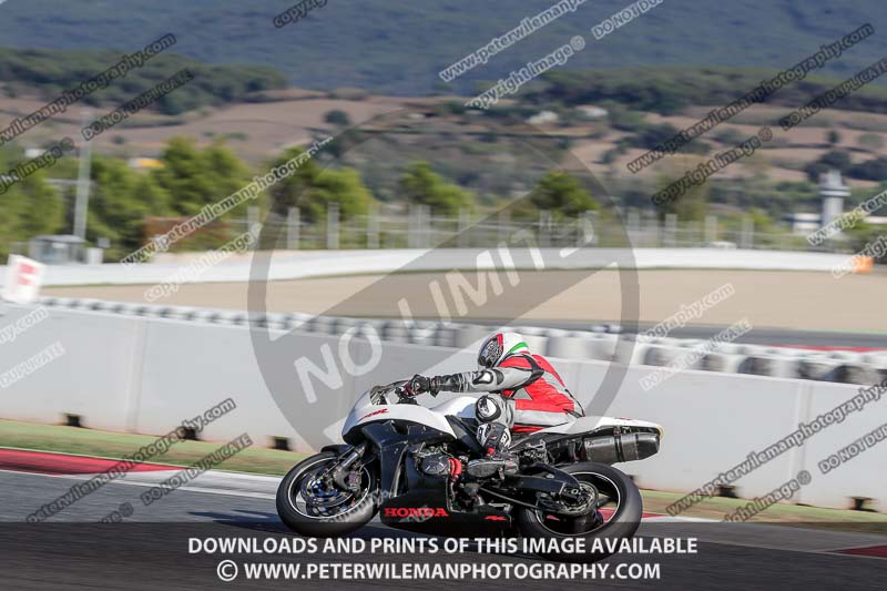 cadwell no limits trackday;cadwell park;cadwell park photographs;cadwell trackday photographs;catalunya barcelona;enduro digital images;event digital images;eventdigitalimages;no limits trackdays;peter wileman photography;racing digital images;trackday digital images;trackday photos