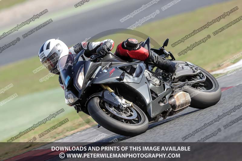 cadwell no limits trackday;cadwell park;cadwell park photographs;cadwell trackday photographs;catalunya barcelona;enduro digital images;event digital images;eventdigitalimages;no limits trackdays;peter wileman photography;racing digital images;trackday digital images;trackday photos