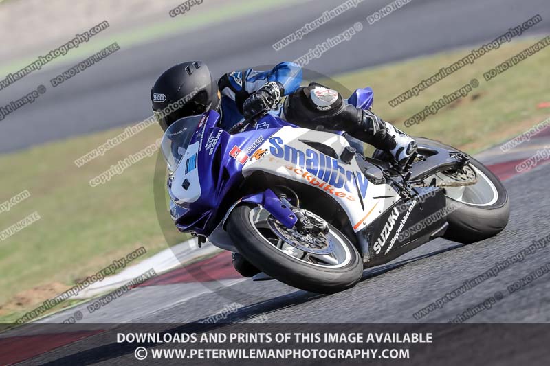 cadwell no limits trackday;cadwell park;cadwell park photographs;cadwell trackday photographs;catalunya barcelona;enduro digital images;event digital images;eventdigitalimages;no limits trackdays;peter wileman photography;racing digital images;trackday digital images;trackday photos