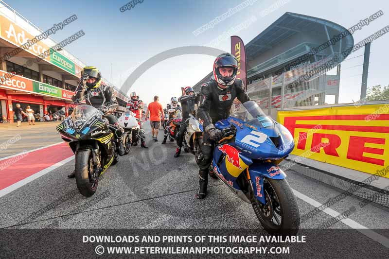 cadwell no limits trackday;cadwell park;cadwell park photographs;cadwell trackday photographs;catalunya barcelona;enduro digital images;event digital images;eventdigitalimages;no limits trackdays;peter wileman photography;racing digital images;trackday digital images;trackday photos