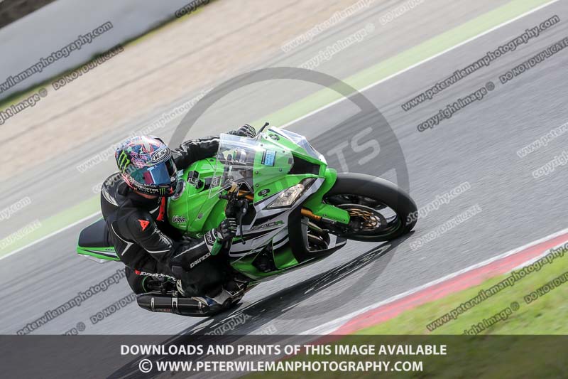 cadwell no limits trackday;cadwell park;cadwell park photographs;cadwell trackday photographs;catalunya barcelona;enduro digital images;event digital images;eventdigitalimages;no limits trackdays;peter wileman photography;racing digital images;trackday digital images;trackday photos