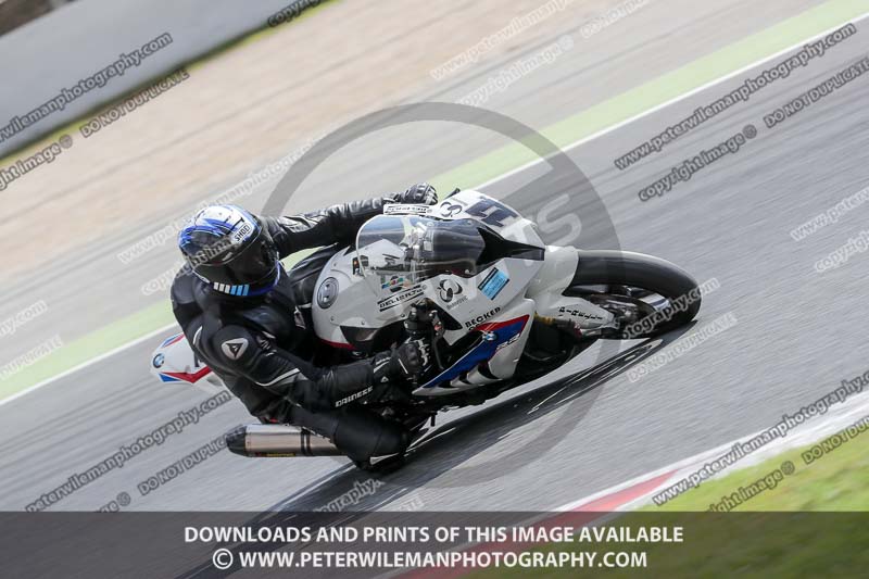 cadwell no limits trackday;cadwell park;cadwell park photographs;cadwell trackday photographs;catalunya barcelona;enduro digital images;event digital images;eventdigitalimages;no limits trackdays;peter wileman photography;racing digital images;trackday digital images;trackday photos
