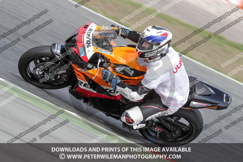 cadwell no limits trackday;cadwell park;cadwell park photographs;cadwell trackday photographs;catalunya barcelona;enduro digital images;event digital images;eventdigitalimages;no limits trackdays;peter wileman photography;racing digital images;trackday digital images;trackday photos