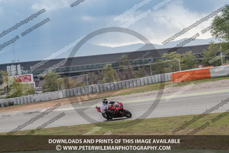 cadwell no limits trackday;cadwell park;cadwell park photographs;cadwell trackday photographs;catalunya barcelona;enduro digital images;event digital images;eventdigitalimages;no limits trackdays;peter wileman photography;racing digital images;trackday digital images;trackday photos