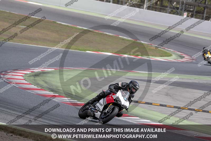 cadwell no limits trackday;cadwell park;cadwell park photographs;cadwell trackday photographs;catalunya barcelona;enduro digital images;event digital images;eventdigitalimages;no limits trackdays;peter wileman photography;racing digital images;trackday digital images;trackday photos