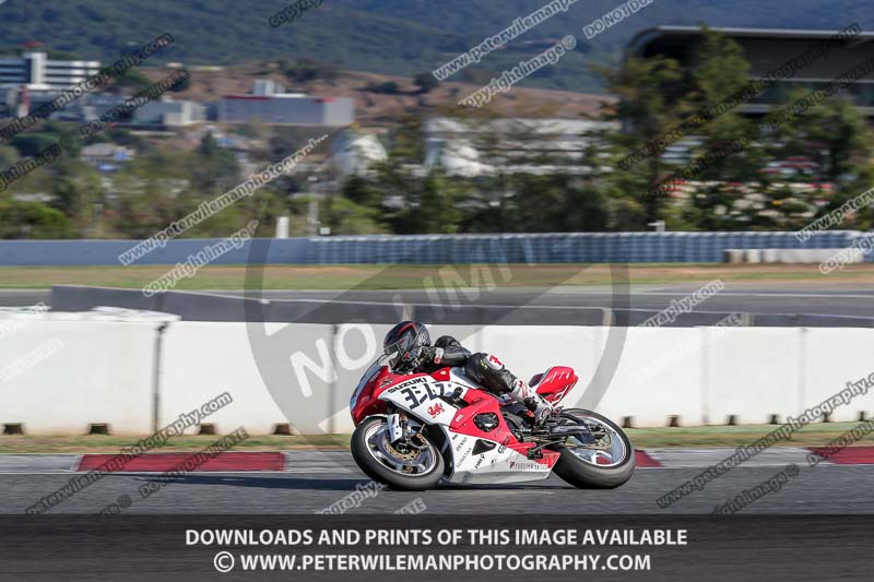 cadwell no limits trackday;cadwell park;cadwell park photographs;cadwell trackday photographs;catalunya barcelona;enduro digital images;event digital images;eventdigitalimages;no limits trackdays;peter wileman photography;racing digital images;trackday digital images;trackday photos