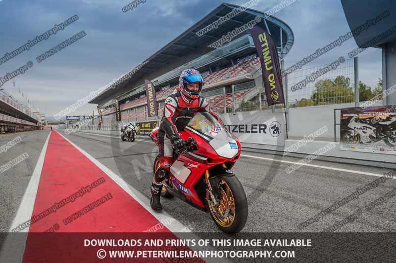 cadwell no limits trackday;cadwell park;cadwell park photographs;cadwell trackday photographs;catalunya barcelona;enduro digital images;event digital images;eventdigitalimages;no limits trackdays;peter wileman photography;racing digital images;trackday digital images;trackday photos