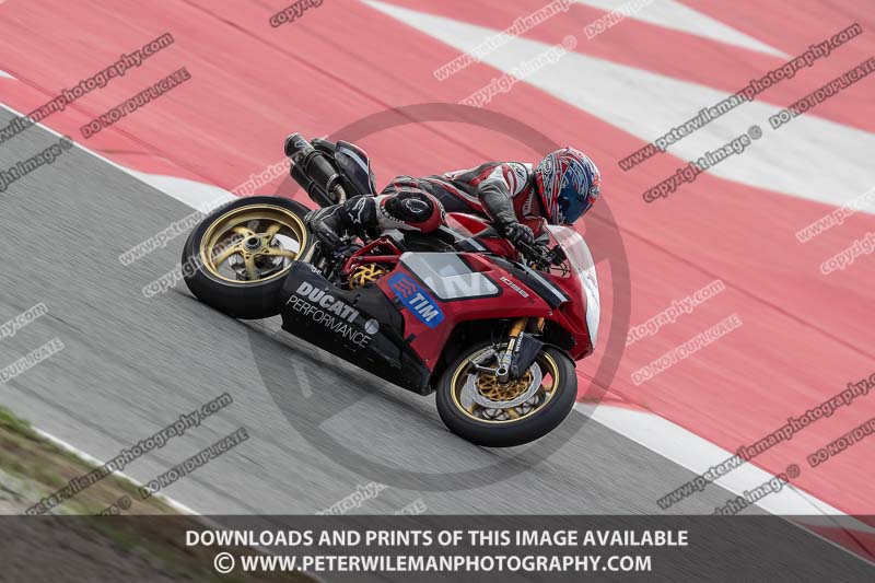 cadwell no limits trackday;cadwell park;cadwell park photographs;cadwell trackday photographs;catalunya barcelona;enduro digital images;event digital images;eventdigitalimages;no limits trackdays;peter wileman photography;racing digital images;trackday digital images;trackday photos