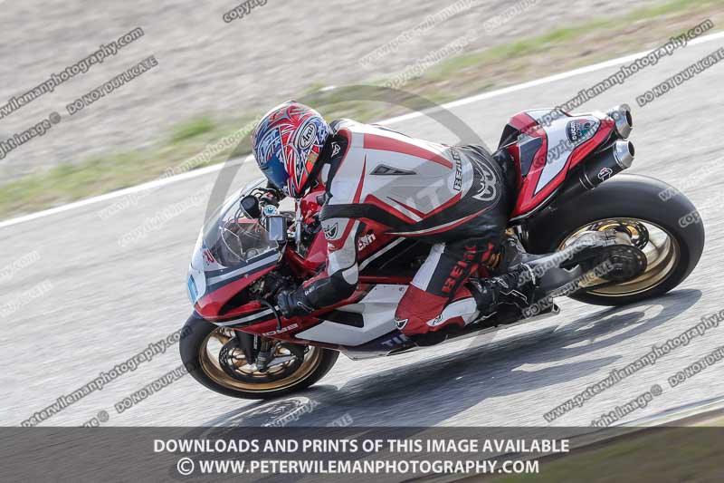 cadwell no limits trackday;cadwell park;cadwell park photographs;cadwell trackday photographs;catalunya barcelona;enduro digital images;event digital images;eventdigitalimages;no limits trackdays;peter wileman photography;racing digital images;trackday digital images;trackday photos