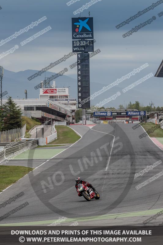 cadwell no limits trackday;cadwell park;cadwell park photographs;cadwell trackday photographs;catalunya barcelona;enduro digital images;event digital images;eventdigitalimages;no limits trackdays;peter wileman photography;racing digital images;trackday digital images;trackday photos