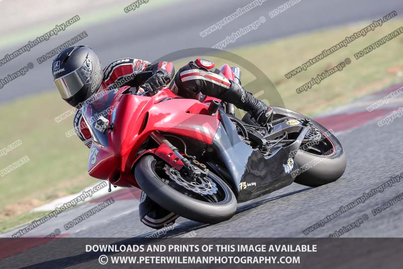 cadwell no limits trackday;cadwell park;cadwell park photographs;cadwell trackday photographs;catalunya barcelona;enduro digital images;event digital images;eventdigitalimages;no limits trackdays;peter wileman photography;racing digital images;trackday digital images;trackday photos