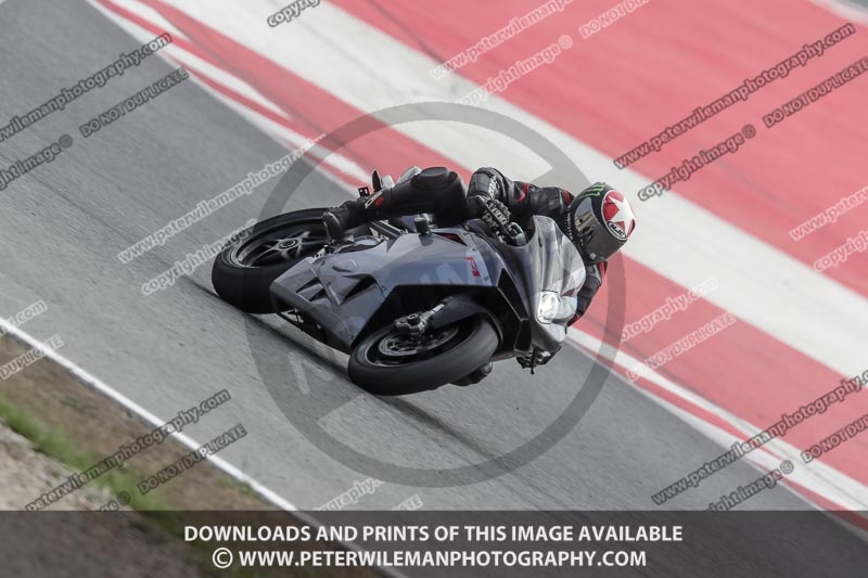cadwell no limits trackday;cadwell park;cadwell park photographs;cadwell trackday photographs;catalunya barcelona;enduro digital images;event digital images;eventdigitalimages;no limits trackdays;peter wileman photography;racing digital images;trackday digital images;trackday photos