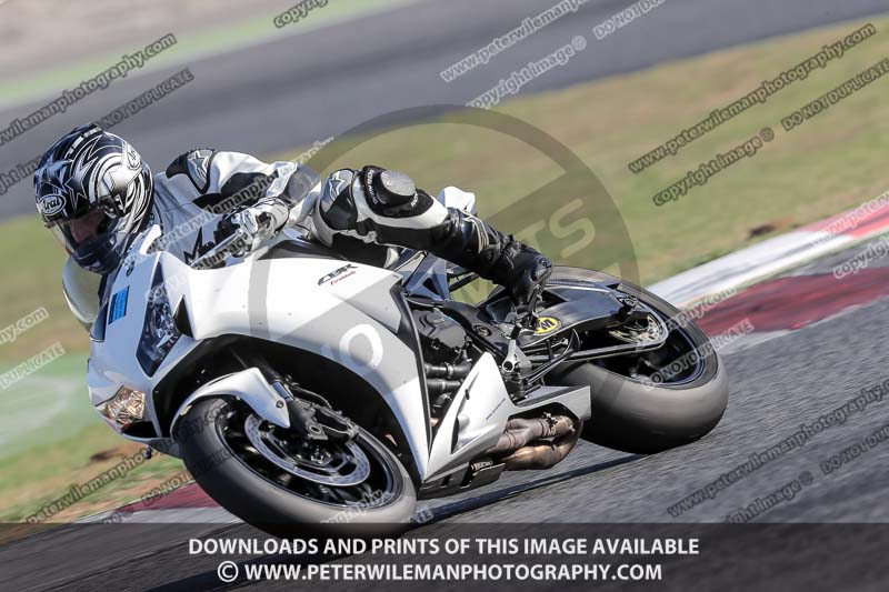 cadwell no limits trackday;cadwell park;cadwell park photographs;cadwell trackday photographs;catalunya barcelona;enduro digital images;event digital images;eventdigitalimages;no limits trackdays;peter wileman photography;racing digital images;trackday digital images;trackday photos
