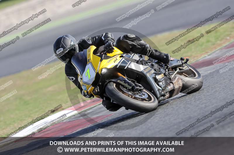 cadwell no limits trackday;cadwell park;cadwell park photographs;cadwell trackday photographs;catalunya barcelona;enduro digital images;event digital images;eventdigitalimages;no limits trackdays;peter wileman photography;racing digital images;trackday digital images;trackday photos