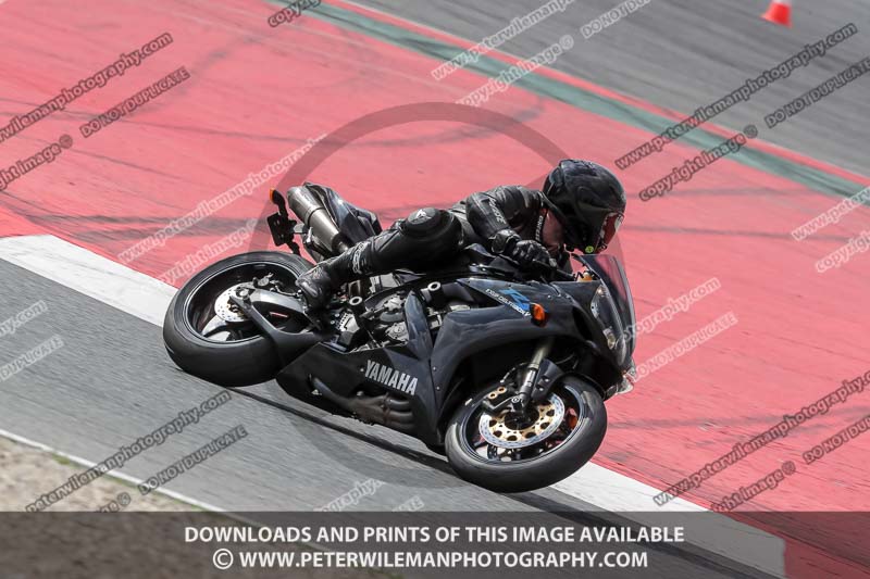 cadwell no limits trackday;cadwell park;cadwell park photographs;cadwell trackday photographs;catalunya barcelona;enduro digital images;event digital images;eventdigitalimages;no limits trackdays;peter wileman photography;racing digital images;trackday digital images;trackday photos