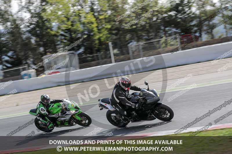 cadwell no limits trackday;cadwell park;cadwell park photographs;cadwell trackday photographs;catalunya barcelona;enduro digital images;event digital images;eventdigitalimages;no limits trackdays;peter wileman photography;racing digital images;trackday digital images;trackday photos