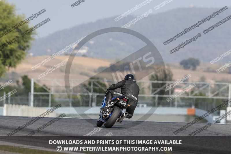 cadwell no limits trackday;cadwell park;cadwell park photographs;cadwell trackday photographs;catalunya barcelona;enduro digital images;event digital images;eventdigitalimages;no limits trackdays;peter wileman photography;racing digital images;trackday digital images;trackday photos