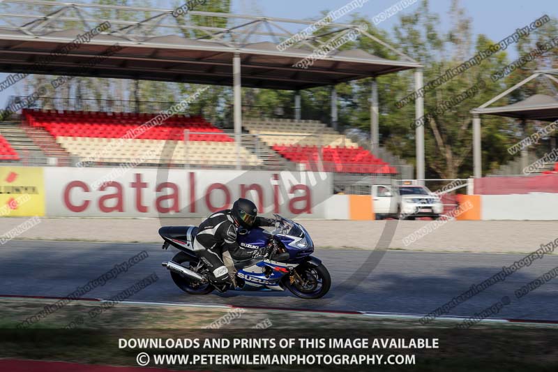 cadwell no limits trackday;cadwell park;cadwell park photographs;cadwell trackday photographs;catalunya barcelona;enduro digital images;event digital images;eventdigitalimages;no limits trackdays;peter wileman photography;racing digital images;trackday digital images;trackday photos