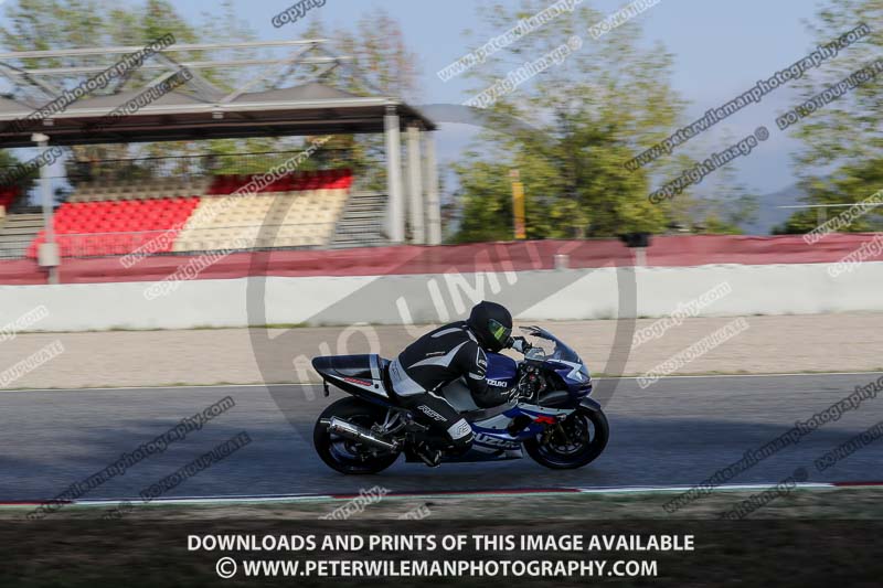 cadwell no limits trackday;cadwell park;cadwell park photographs;cadwell trackday photographs;catalunya barcelona;enduro digital images;event digital images;eventdigitalimages;no limits trackdays;peter wileman photography;racing digital images;trackday digital images;trackday photos