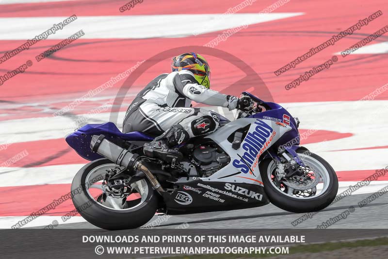 cadwell no limits trackday;cadwell park;cadwell park photographs;cadwell trackday photographs;catalunya barcelona;enduro digital images;event digital images;eventdigitalimages;no limits trackdays;peter wileman photography;racing digital images;trackday digital images;trackday photos